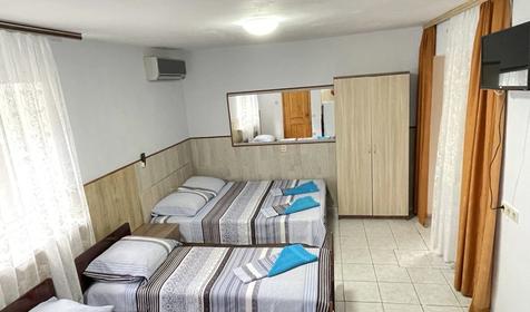 Студия четырехместная с собственной кухней