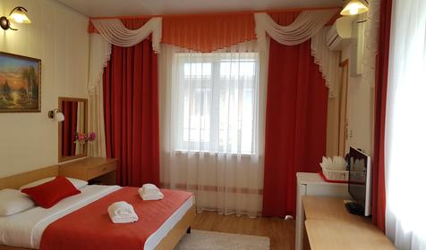 Стандарт 2хместный с общим балконом с видом во двор (№301, №309)