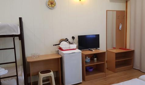 Стандарт четырехместный с общим балконом с видом во двор, Корпус 2 (№201, №203)