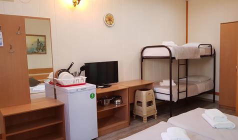 Стандарт четырехместный с общим балконом с видом во двор, Корпус 2 (№201, №203)