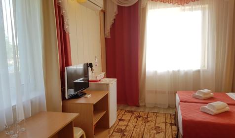 Стандарт трехместный с общим балконом с видом на море, Корпус 2 (№302, №308)