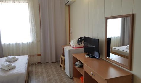 Стандарт трехместный с общим балконом с видом на море, Корпус 2 (№302, №308)