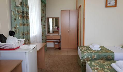 Люкс трехместный со смежным балконом, Корпус 2 (№312)