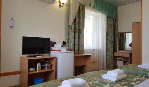 Люкс трехместный со смежным балконом, Корпус 2 (№312)