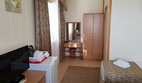 Люкс трехместный с отдельным балконом, Корпус 2 (№212)