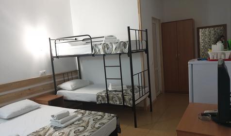 Люкс четырехместный с верандой, Корпус 2 (№102)