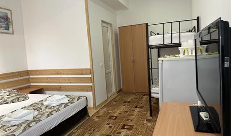 Люкс четырехместный с верандой, Корпус 2 (№104)