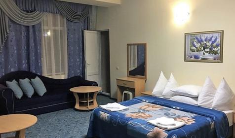 Семейный с балконом