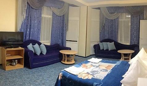 Семейный с балконом