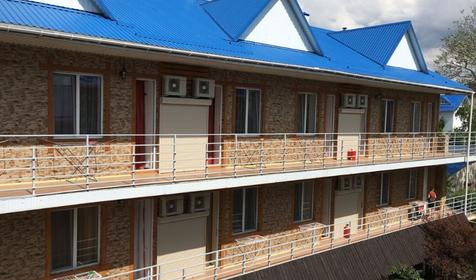 Стандарт 3-местный с общим балконом, Корпус 1 (№202, №205)