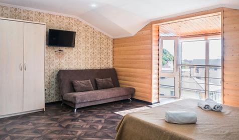 Панорамный трехместный