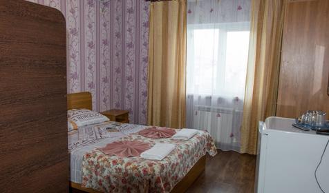 Трехместный