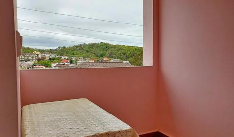 Трехместный стандарт