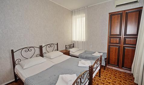 Стандарт трехместный с балконом