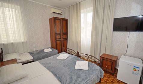 Стандарт трехместный с балконом