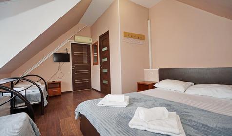 Стандарт четырехместный с балконом