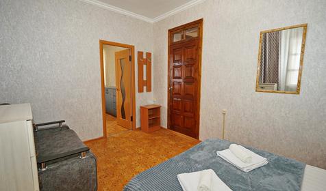 Двухкомнатный шестиместный с балконом