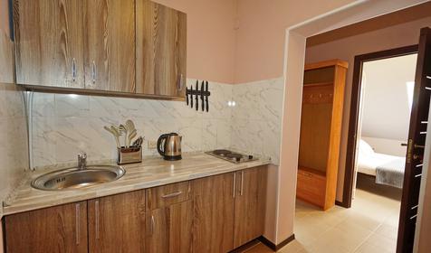 Двухкомнатный шестиместный с кухней