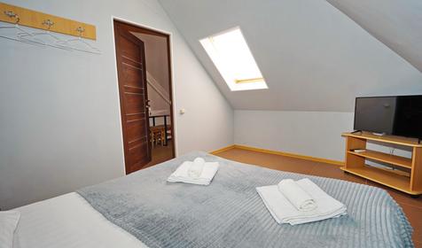 Двухкомнатный шестиместный с кухней