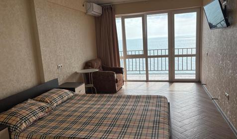 Двухкомнатный семейный с видом на море