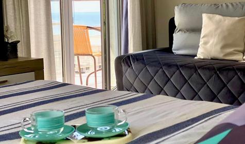 Однокомнатная квартира с балконом и видом на море