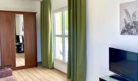 Двухкомнатная квартира с террасой и видом на море