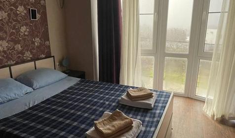 Трехместный