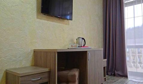 Трехместный с балконом