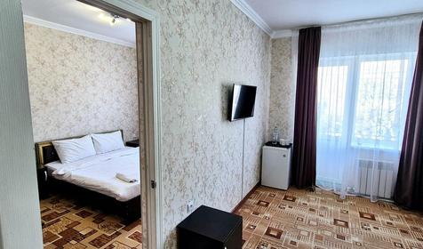  Люкс двухкомнатный пятиместный. Гостиница Пирамида