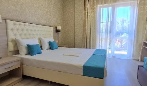 Стандарт трехместный с балконом