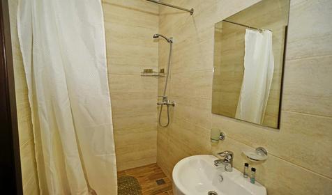 Люкс четырехместный с кухней