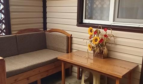 Трехместный