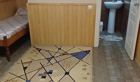 Трехместный