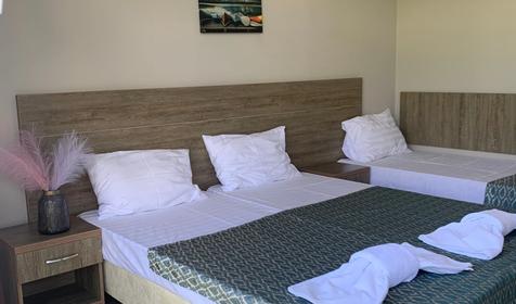  Трехместный люкс