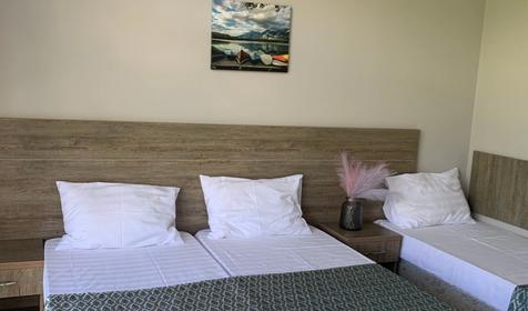  Трехместный люкс