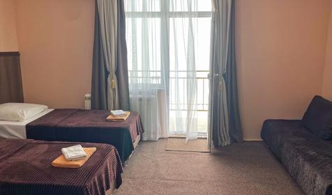 Четырехместный с балконом