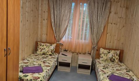 Семейный двухкомнатный, отдельно стоящий