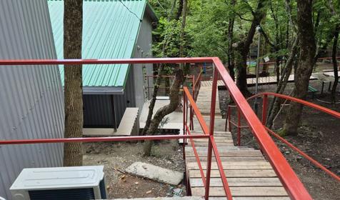 Семейный двухкомнатный, отдельно стоящий