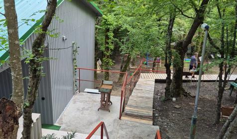 Семейный двухкомнатный, отдельно стоящий