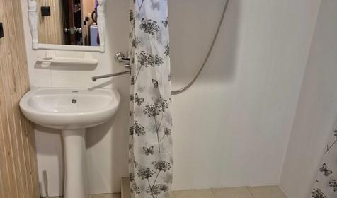 Семейный двухкомнатный, отдельно стоящий