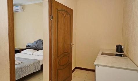 Люкс двухкомнатный с кухней. Villa Classic