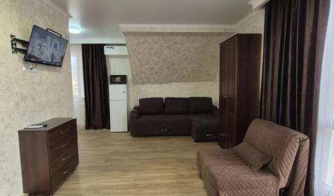 Семиместный с кухонным уголком