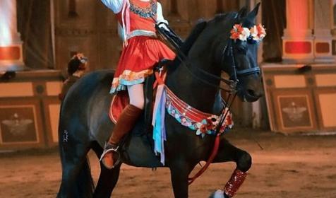 Конные прогулки "Тропами Амамзонок Боспорского царства" на "АРЕНЕ КОЛИЗЕЙ"