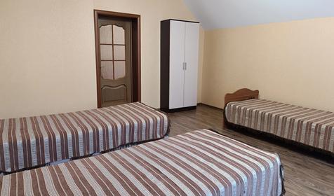 Меблированная комната "СТАНДАРТ" трехместная, 2 этаж