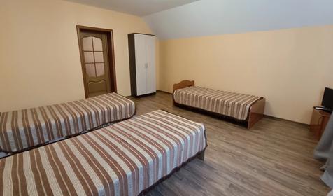 Меблированная комната "СТАНДАРТ" трехместная, 2 этаж