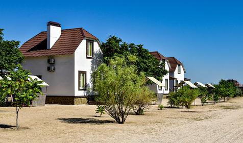 Коттедж четырехместный трехкомнатный, Казачий берег-1