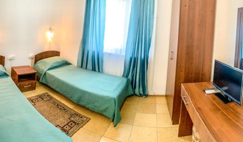 Комфорт четырехместный двухкомнатный, Казачий берег-1