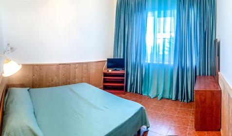 Комфорт четырехместный двухкомнатный, Казачий берег-1