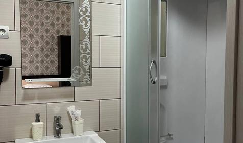 Семейный трехместный