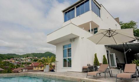 White House (Вайт Хаус)